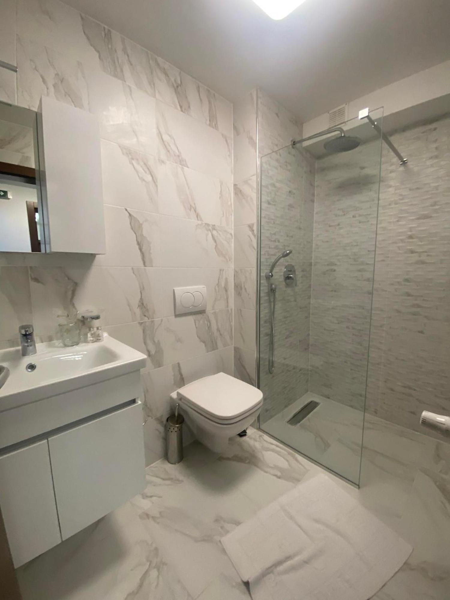 Dishli Hotel & Spa Struga Exterior photo