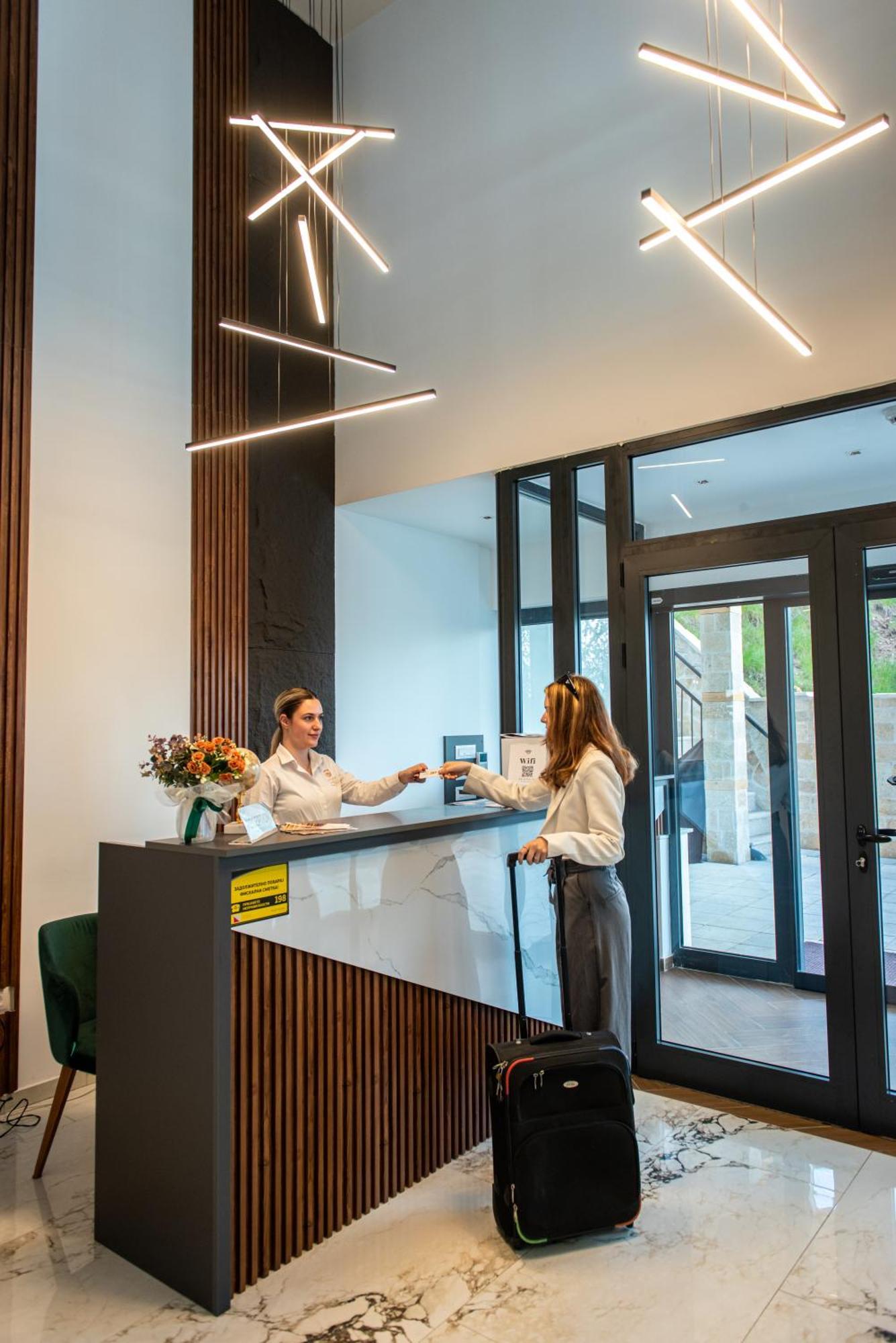 Dishli Hotel & Spa Struga Exterior photo